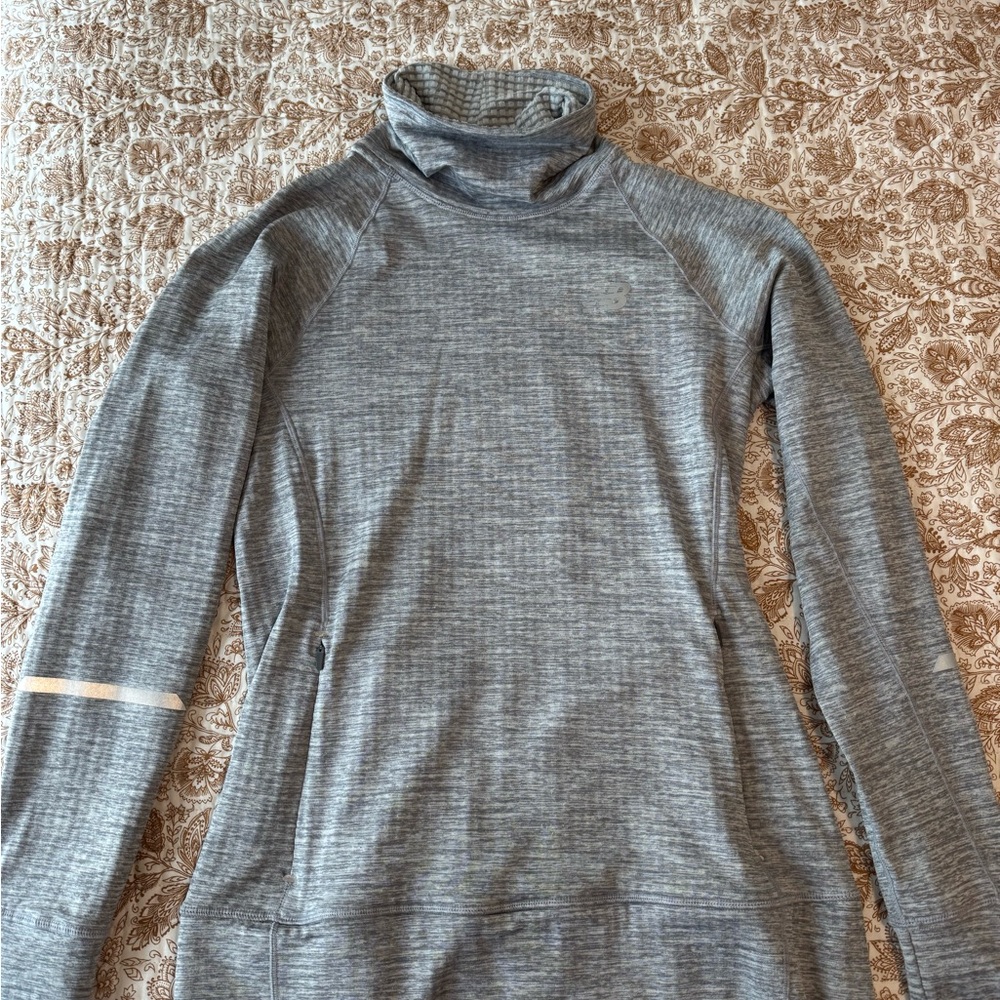 New Balance Gray Turtleneck Long Sleeve Top